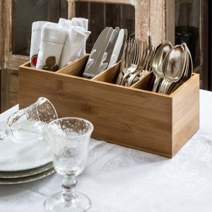 Detail of Range couverts vertical en bambou