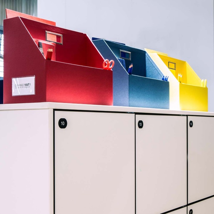 Casier interne pour bureau partagé - En carton bleu