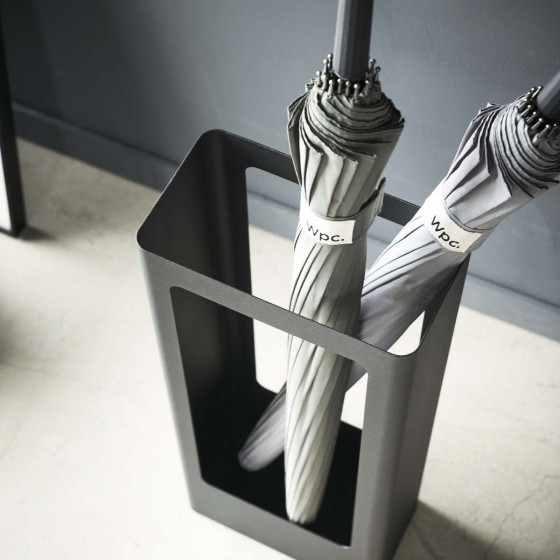 Detail of Porte-parapluie design noir