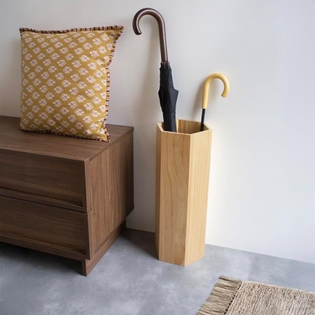 Detail of Porte parapluie en bois naturel