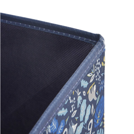 Detail of Cube de rangement en polycoton motif Safari