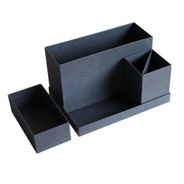 Organisateur de bureau modulable en carton.